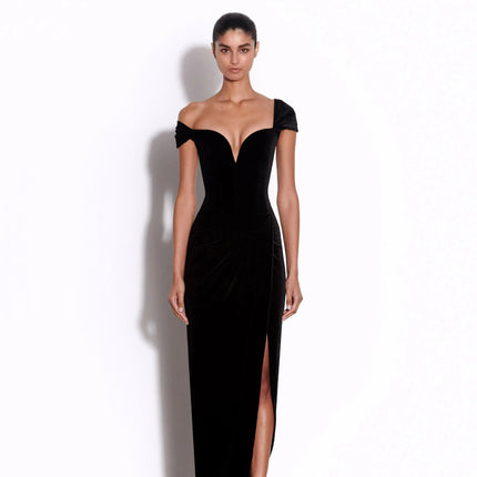 Van Hoef Black Off-the-Shoulder Maxi Dress