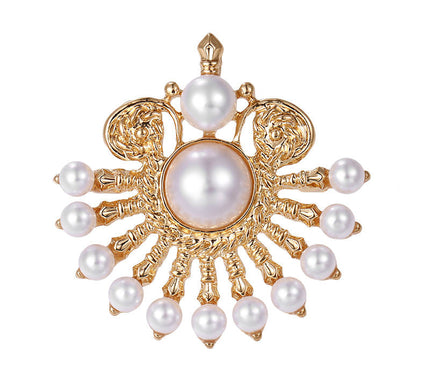 Van Hoef brooch Gold Pearl Lightweight Elegance Vintage Luxury Craftsmanship Fashion