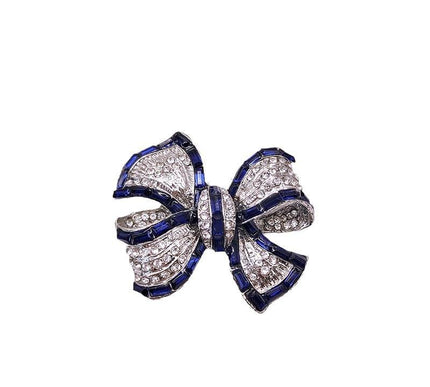 Van Hoef silver rhinestone bow knot brooch