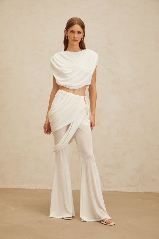 White Bateau Neck Sleeveless Cropped Top and High Rise Asymmetrical Flared Hem Trousers Set in Terylene Fiber Composition