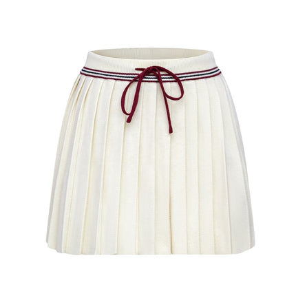 White knit 2-piece lounge set sleeveless top and knee-length shorts for women