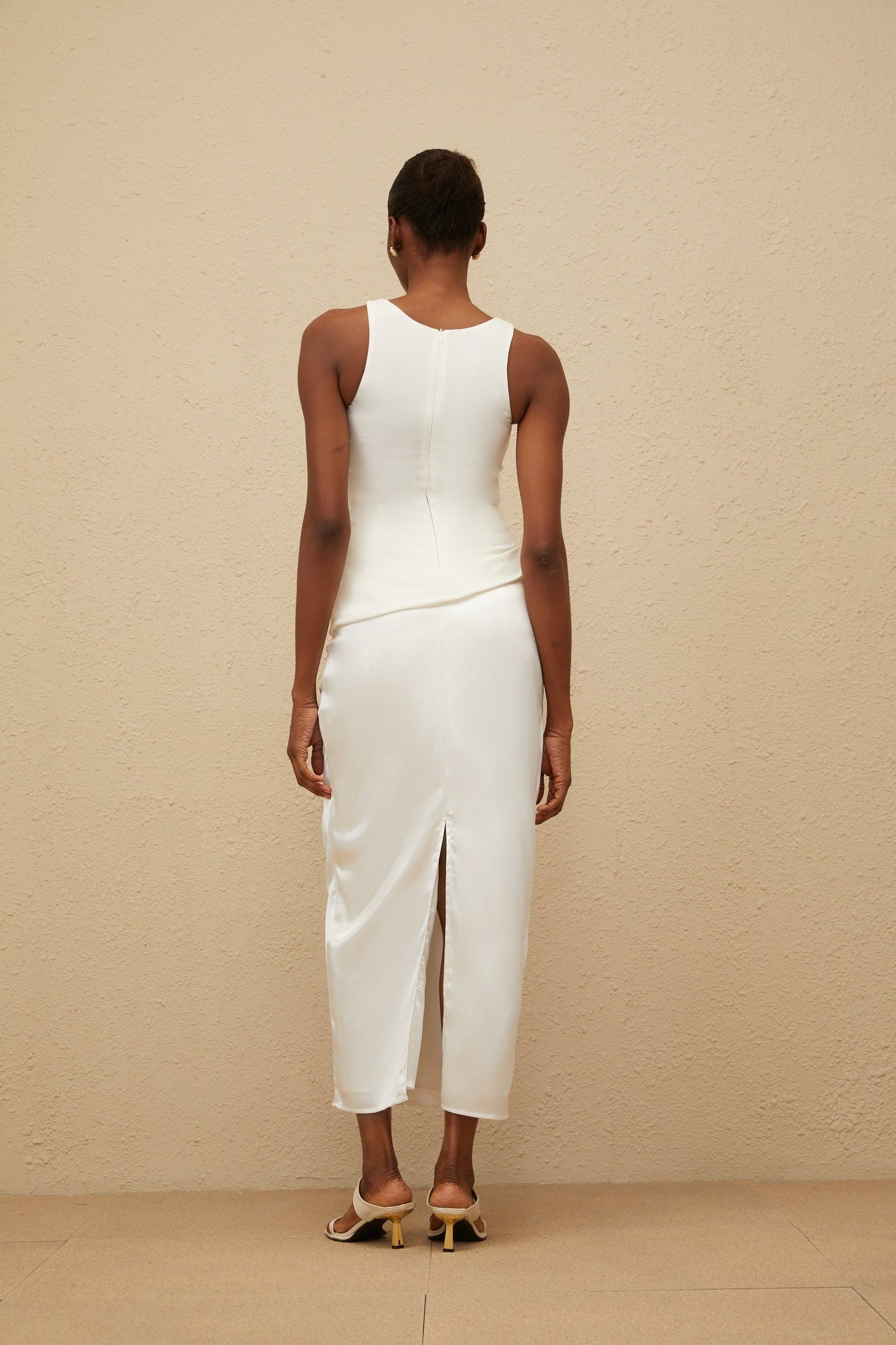 White Sleeveless Round Neck Midi Dress with Decorative Buckle and Ruched Detailing