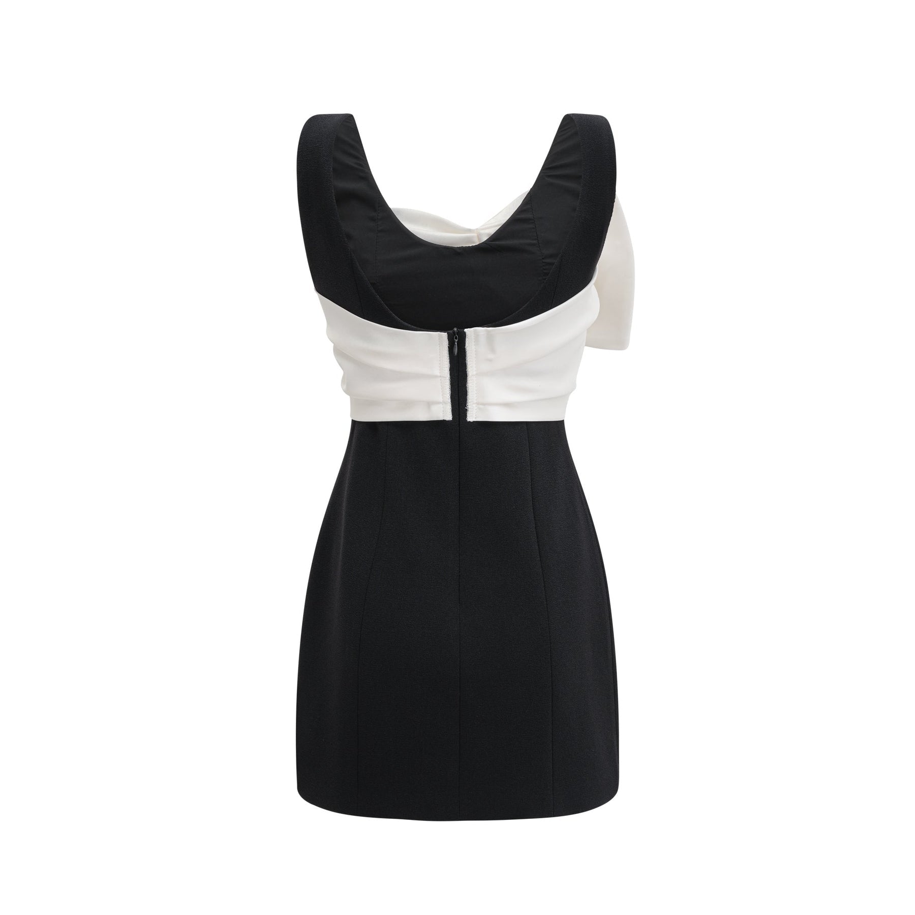 Black dress with front bowknot detailing and embellishments rear zip fastening Made of 100% Polyester