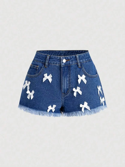 Women BowTie Decor Fringe Hem Pocket Casual Denim Shorts
