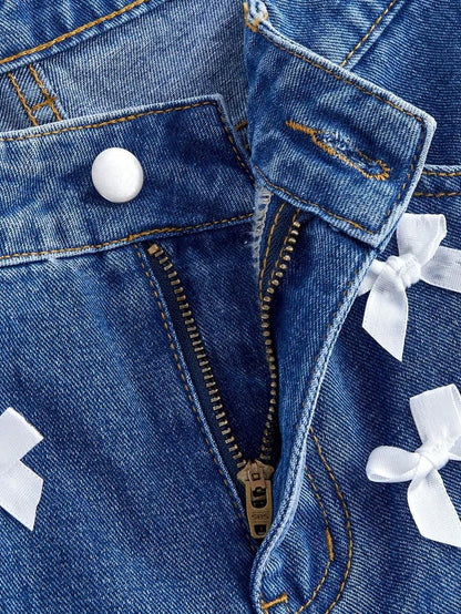 Women BowTie Decor Fringe Hem Pocket Casual Denim Shorts