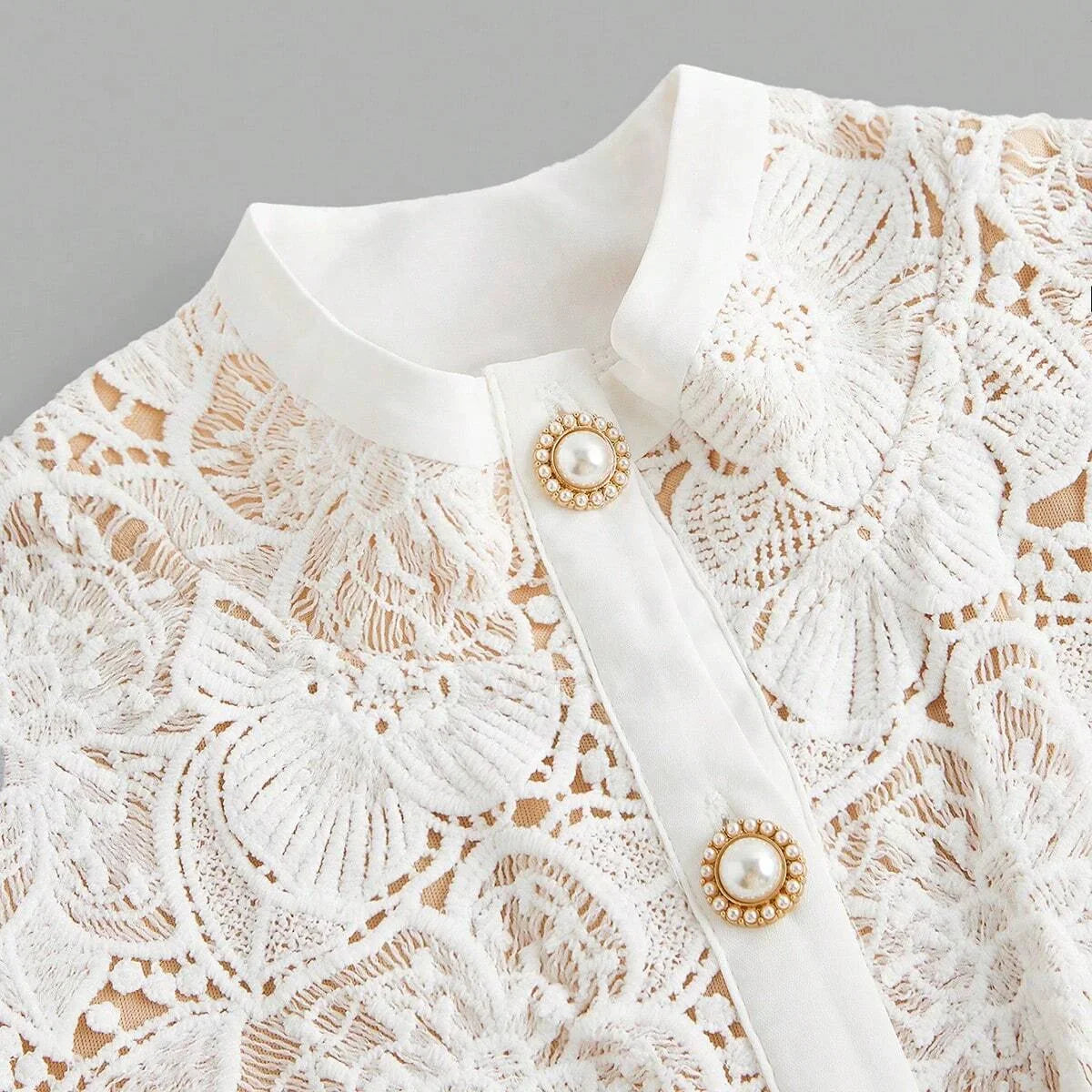 Womens SingleBreasted Long Sleeve White French Fashion Waist Slimming Delicate Romantic Elegant