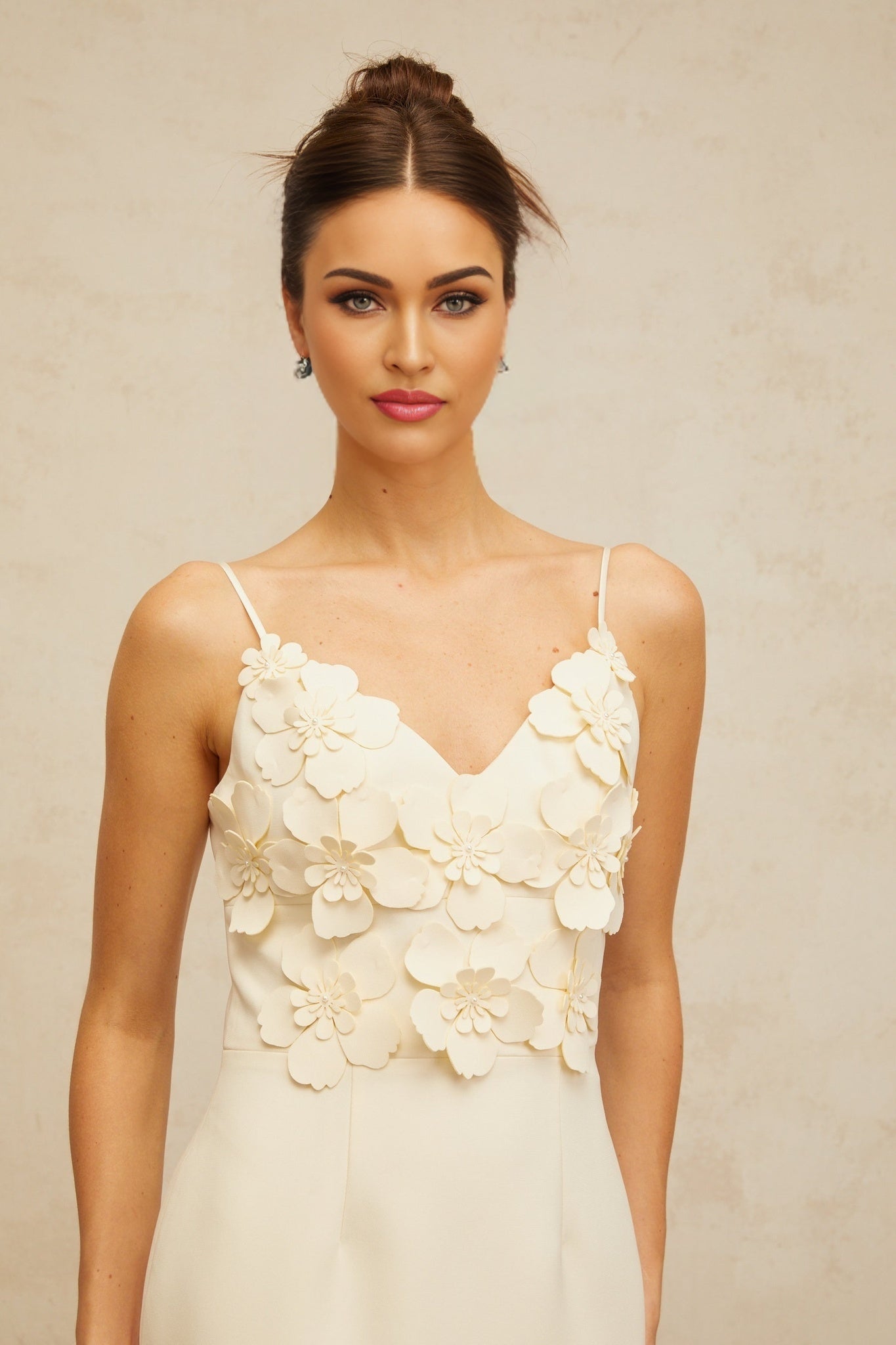 Xavière white Vneck 3dpetal mini dress