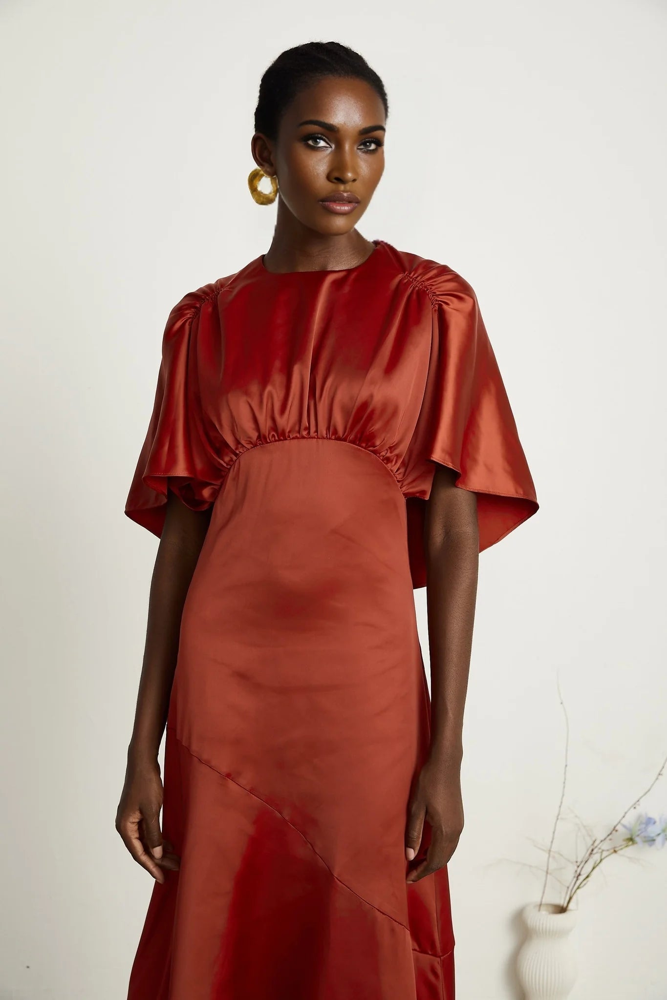 Zoé red capesleeve openback maxi dress